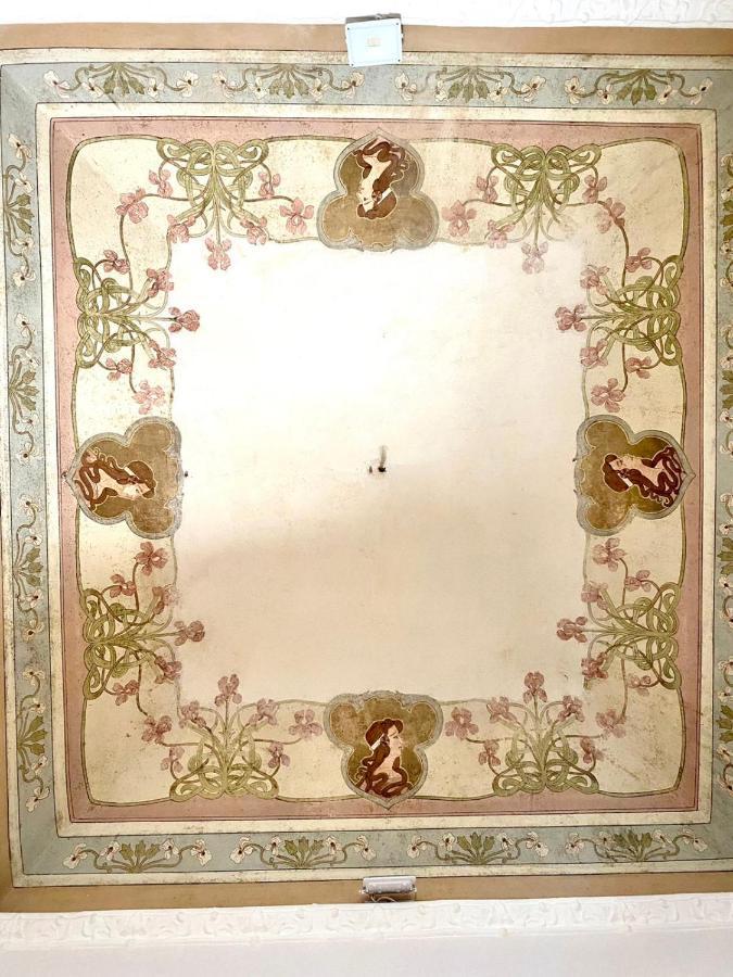 Molly's Palermo